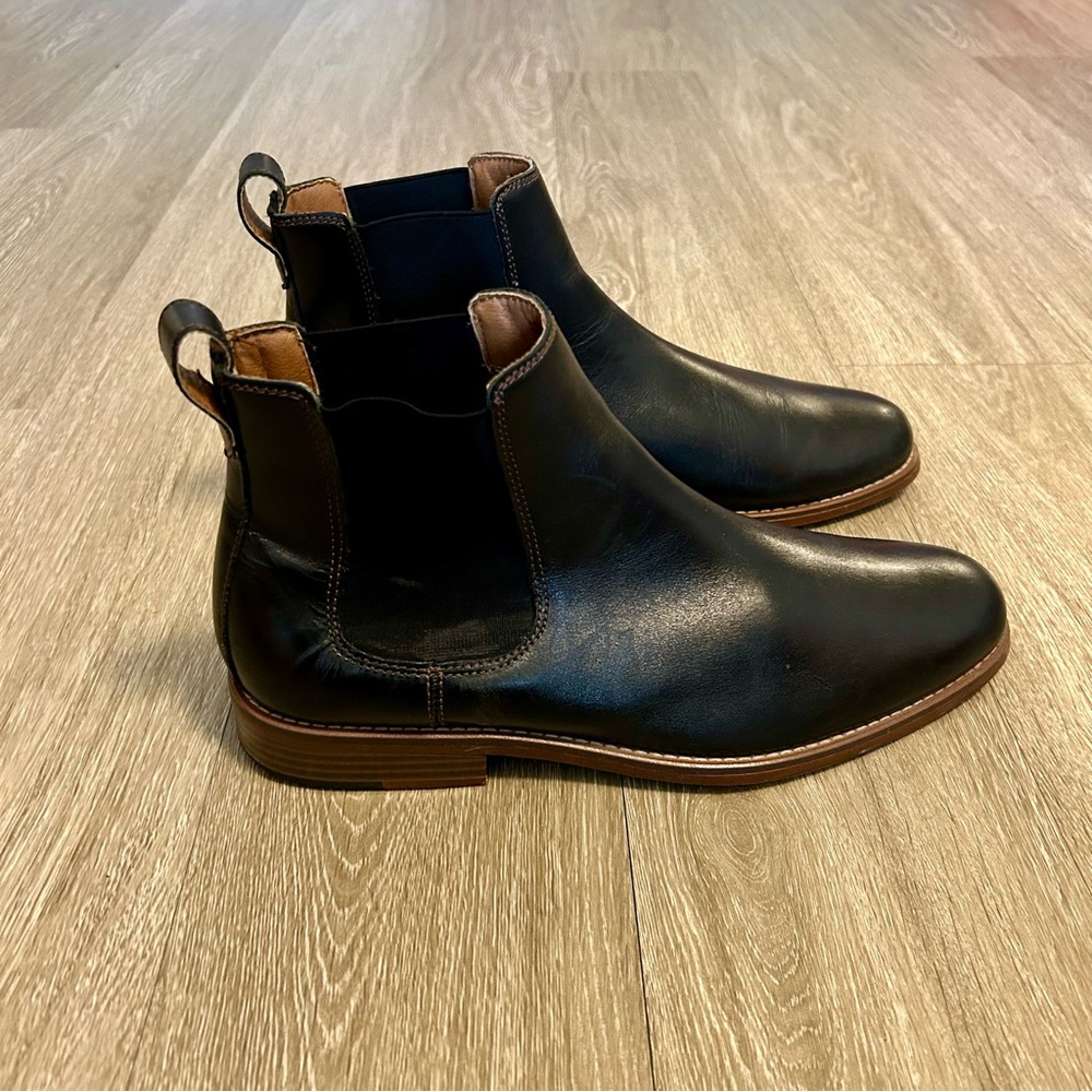 Bass Chelsea Boots
